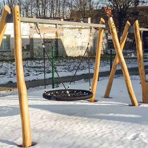 Balançoire à nacelle en robinier pour aires de jeux